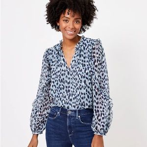 Loft Leopard Print Ruffle
Sleeve Blouse size M